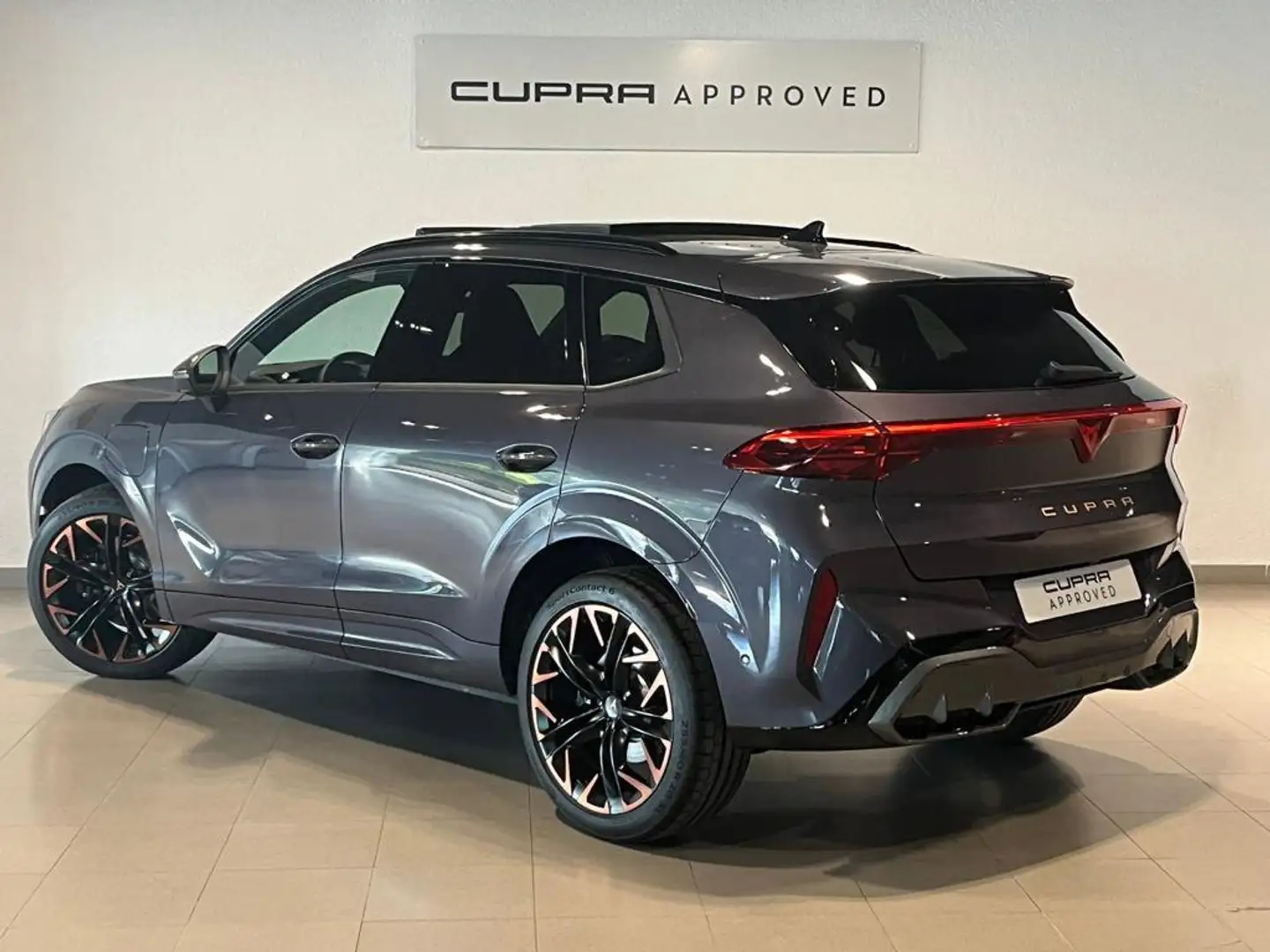 CUPRA Terramar 1.5 TSI e-Hybrid VZ 200kW DSG Gris - 2