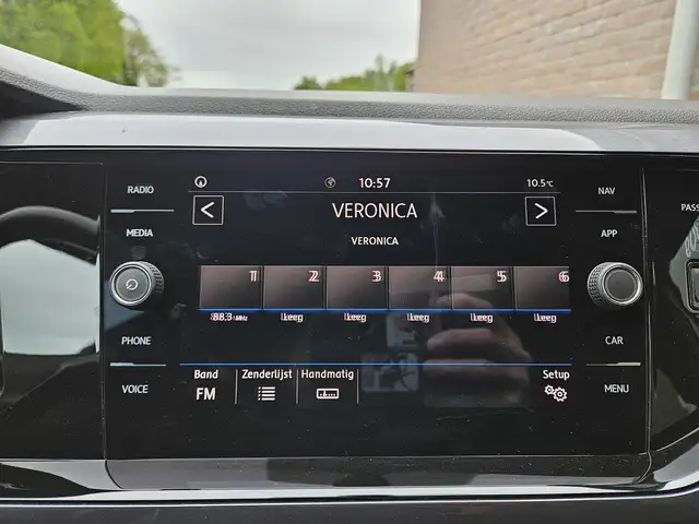 Volkswagen Polo view 9