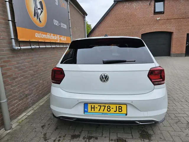 Volkswagen Polo view 24