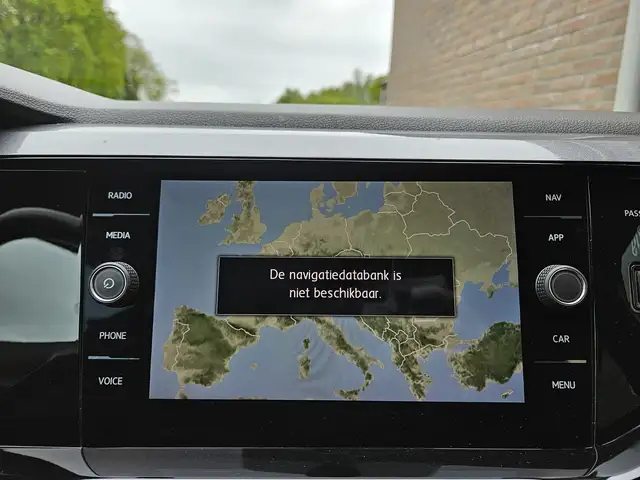 Volkswagen Polo view 12
