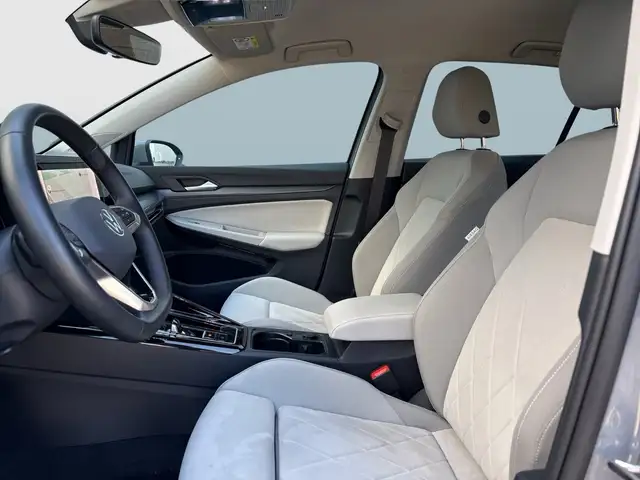 Volkswagen Golf view 12