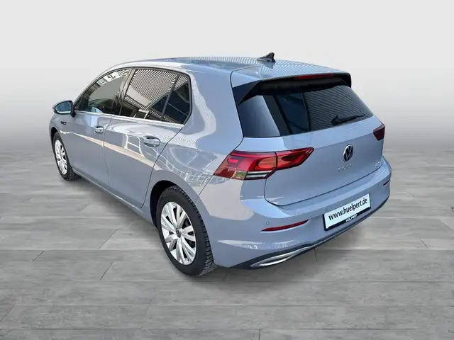 Volkswagen Golf view 4