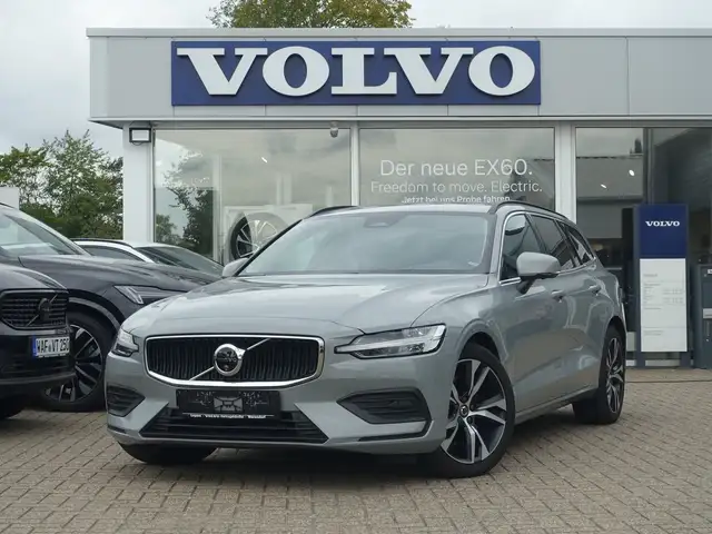 Volvo V60 Core, B4 Mild-Hybrid/360°Cam