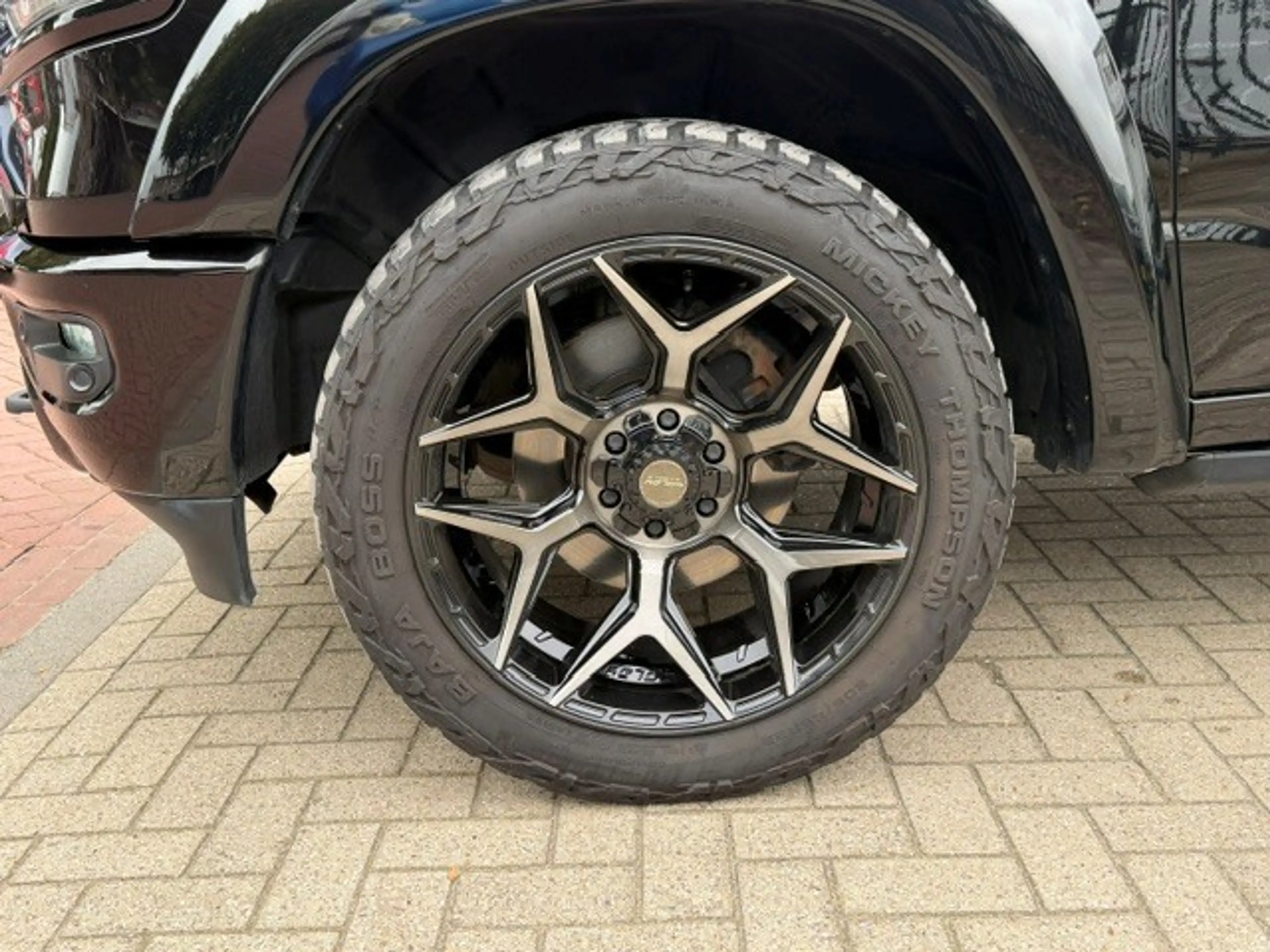 Dodge RAM 1500 5.7 V8 4x4 Crew Cab Limited RAMVOL!! — photo 6