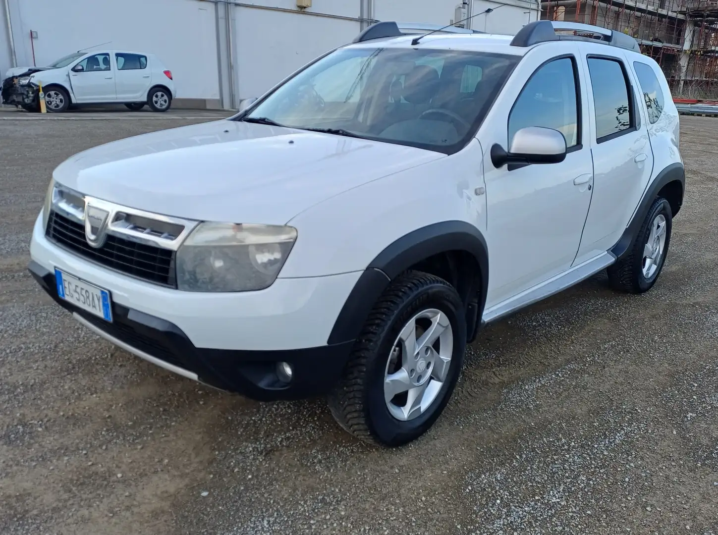 Dacia Duster Duster I 2010 1.5 dci Laureate 4x4 110cv Blanc - 1