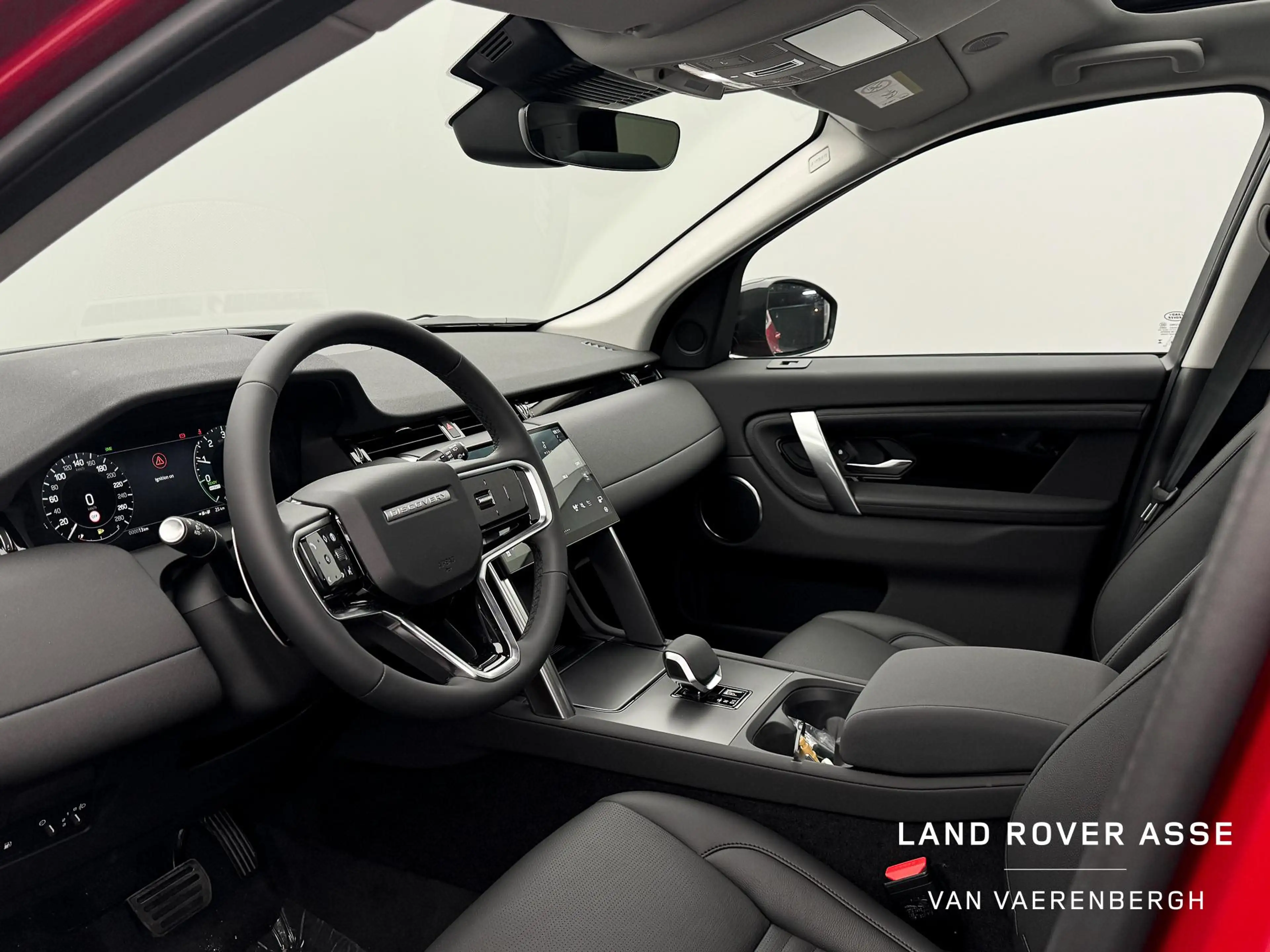 Land Rover Discovery Sport P270e S AWD — photo 10