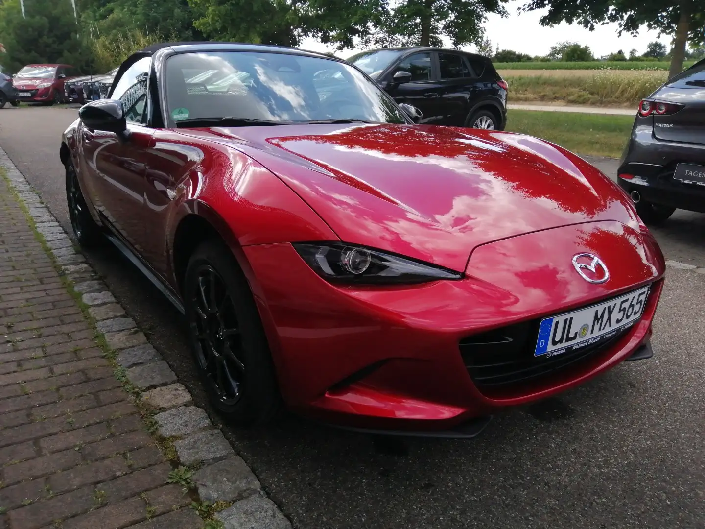 Mazda MX-5 1.5L SKYACTIV-G (132 hp) Rouge - 1