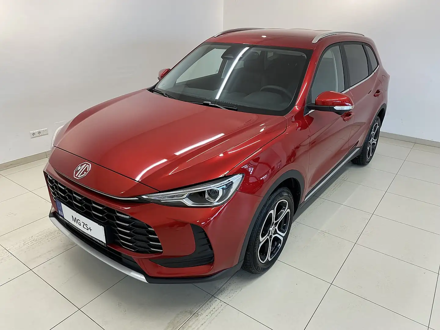 MG ZS PLUS Deluxe-Ausstattung 116PS Rot - 1