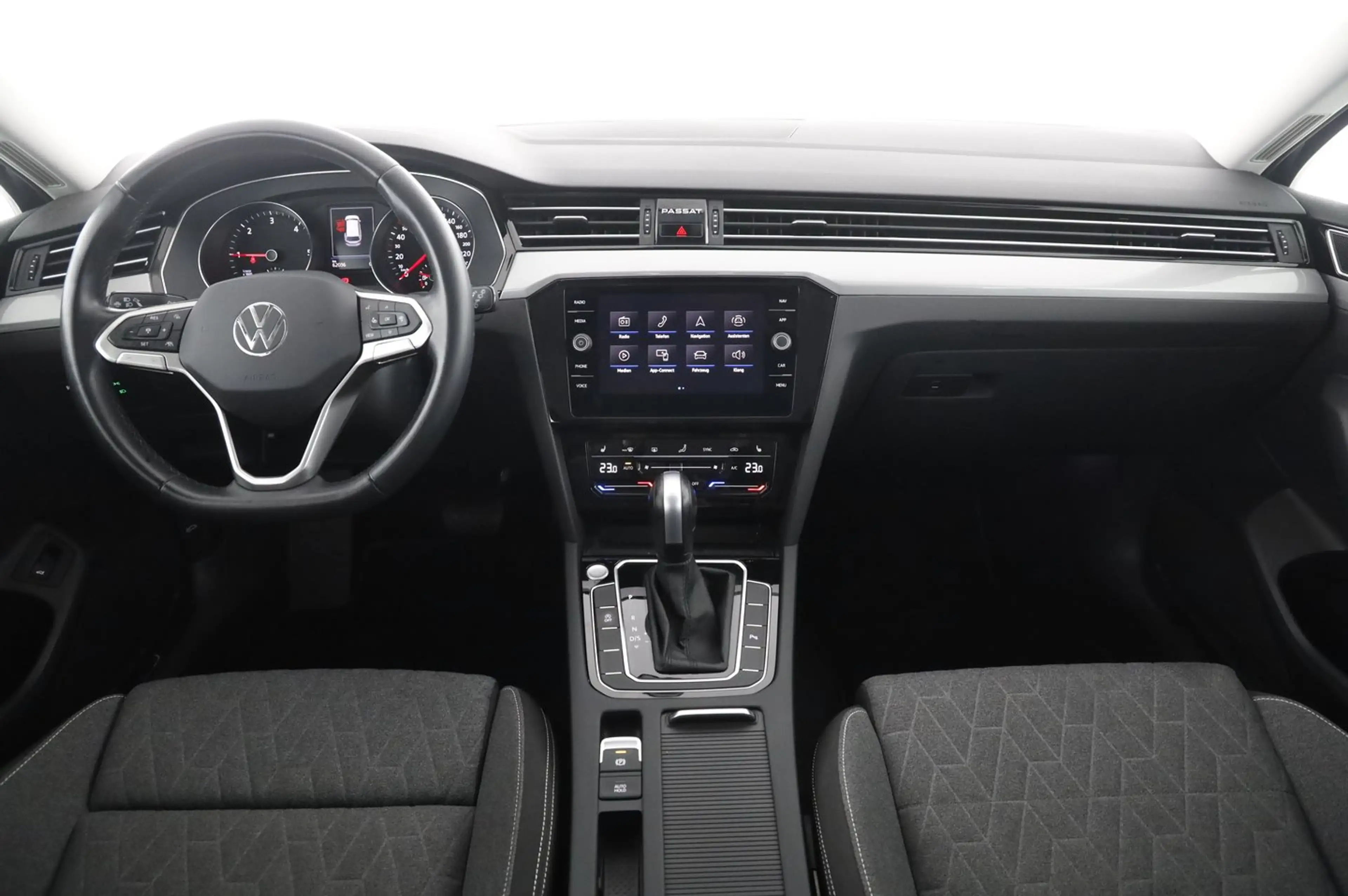 Volkswagen Passat Variant Business — photo 10