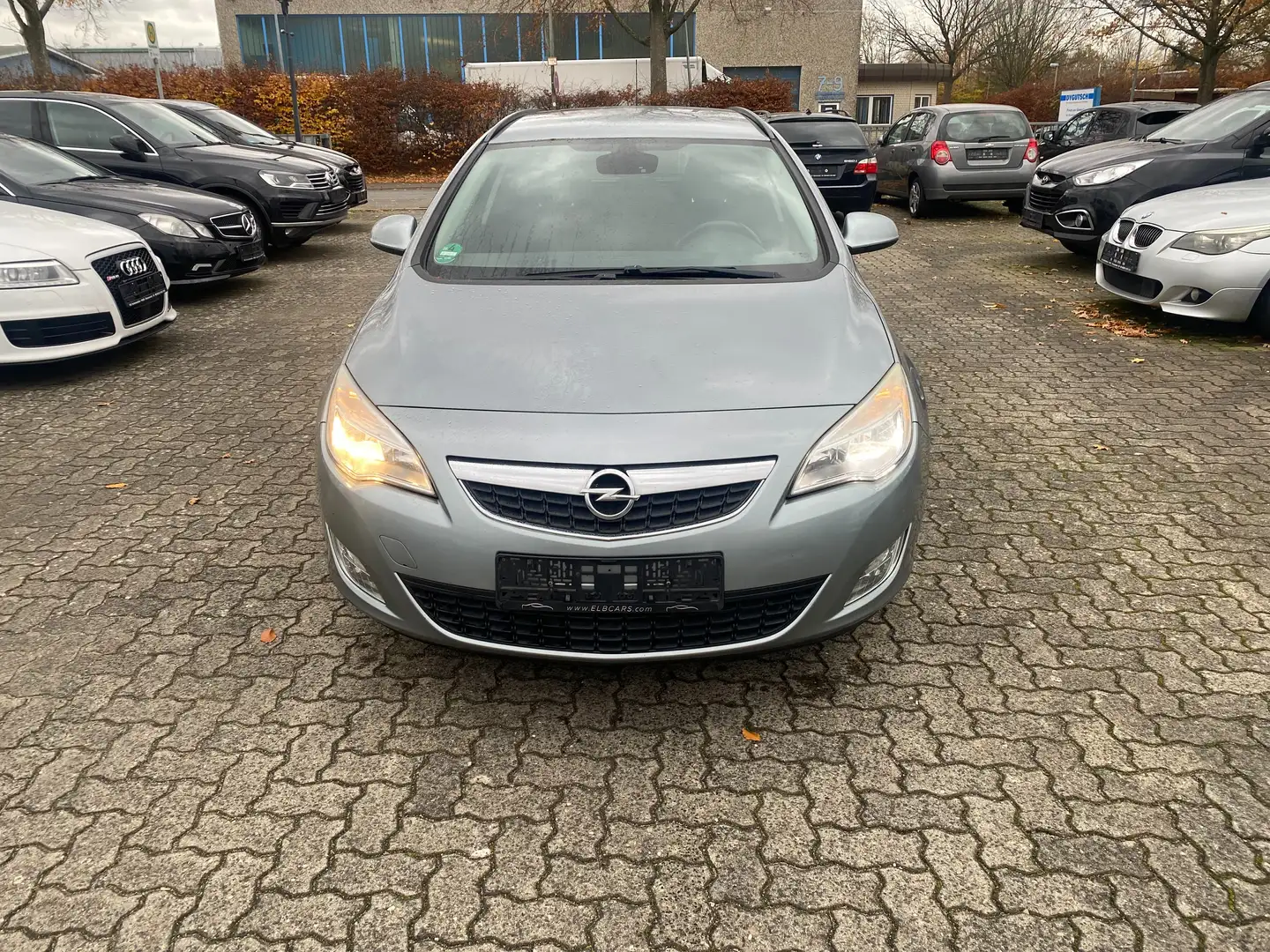 Opel Astra Astra Kombi Grau - 2