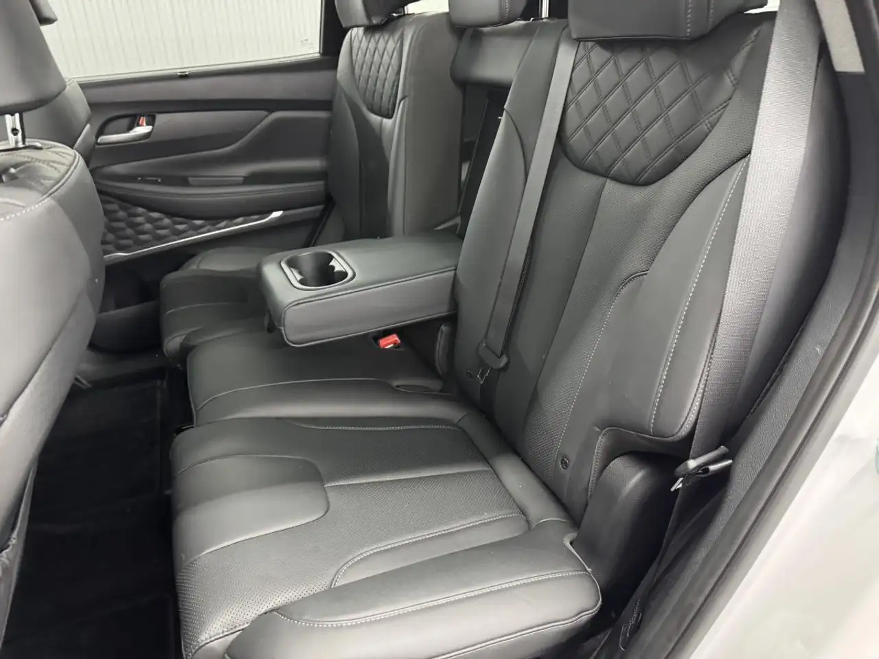 Hyundai SANTA FE снимка Hyundai SANTA FE