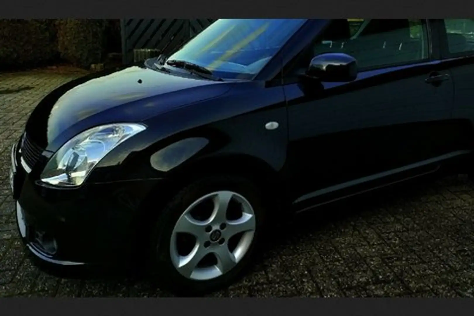 Suzuki Swift Swift 1.5 Schwarz - 2