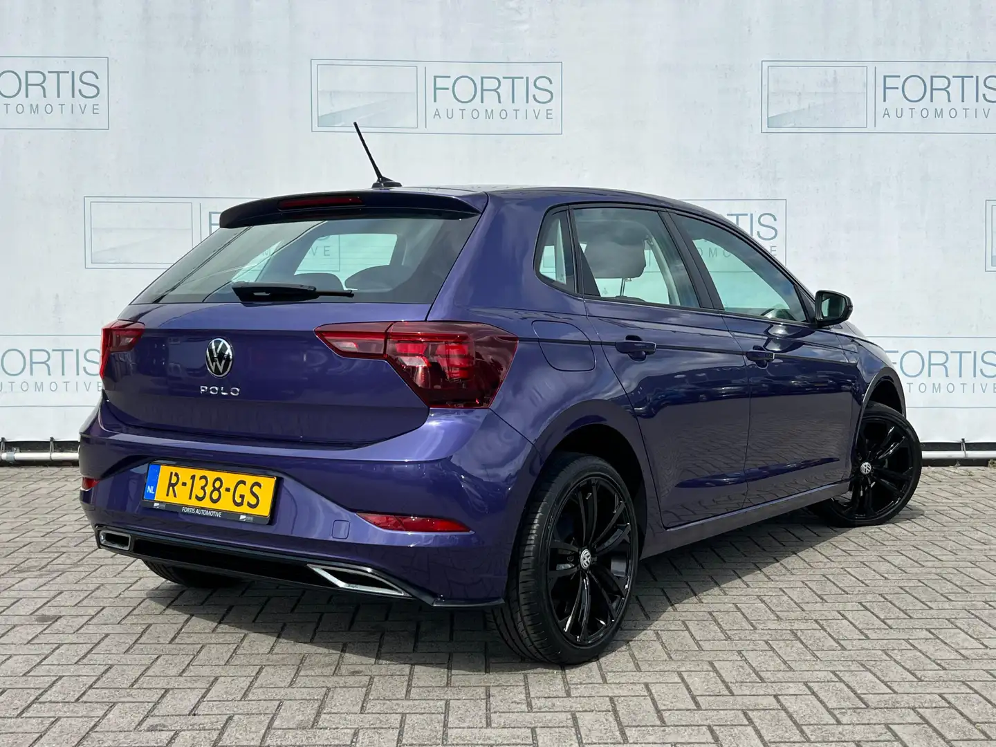 Volkswagen Polo 1.0 MPI Polo VELGEN | AIRCO | CARPLAY | LED | Paars - 2