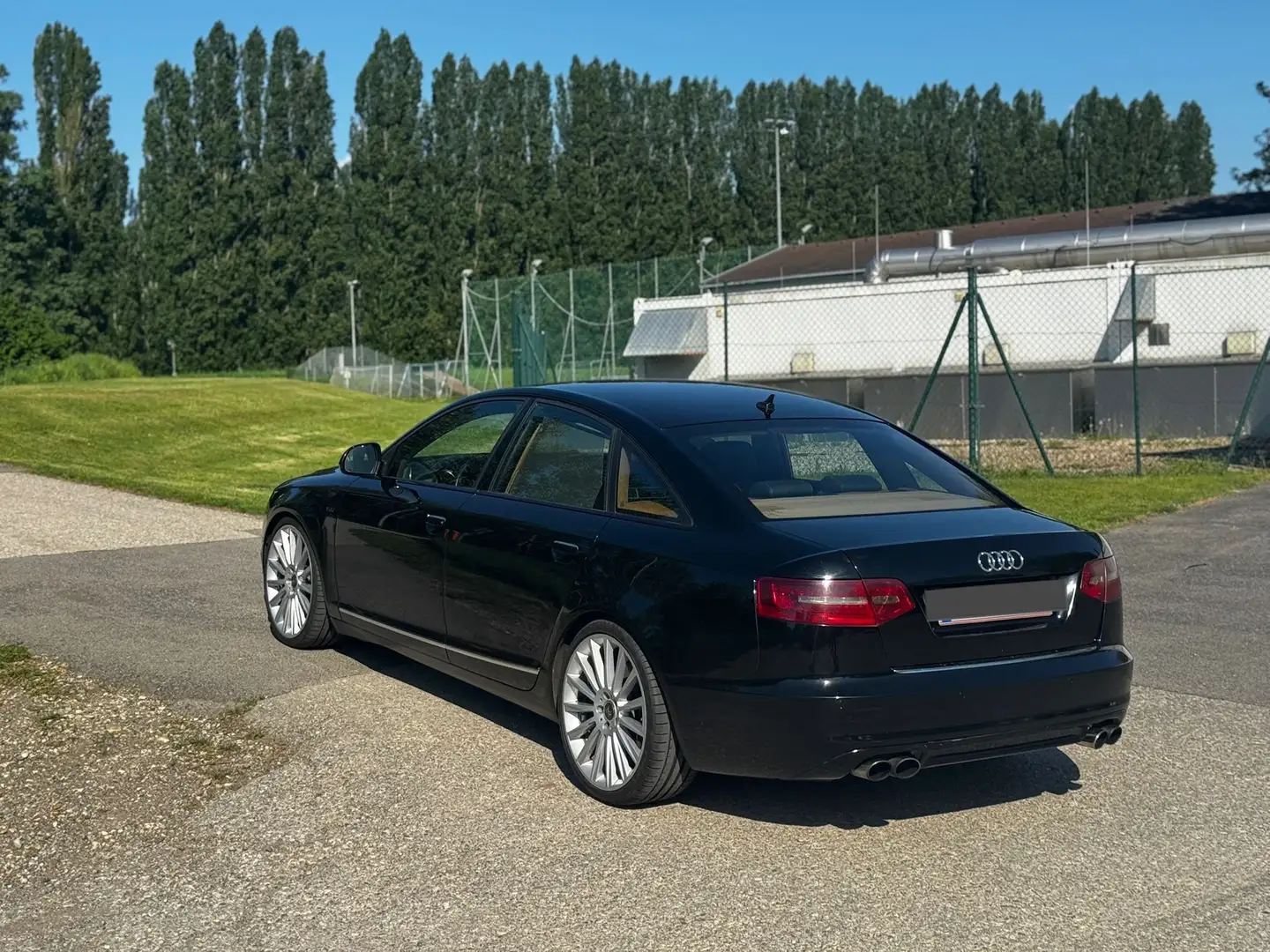 Audi A6 3.0 TFSI Schwarz - 2