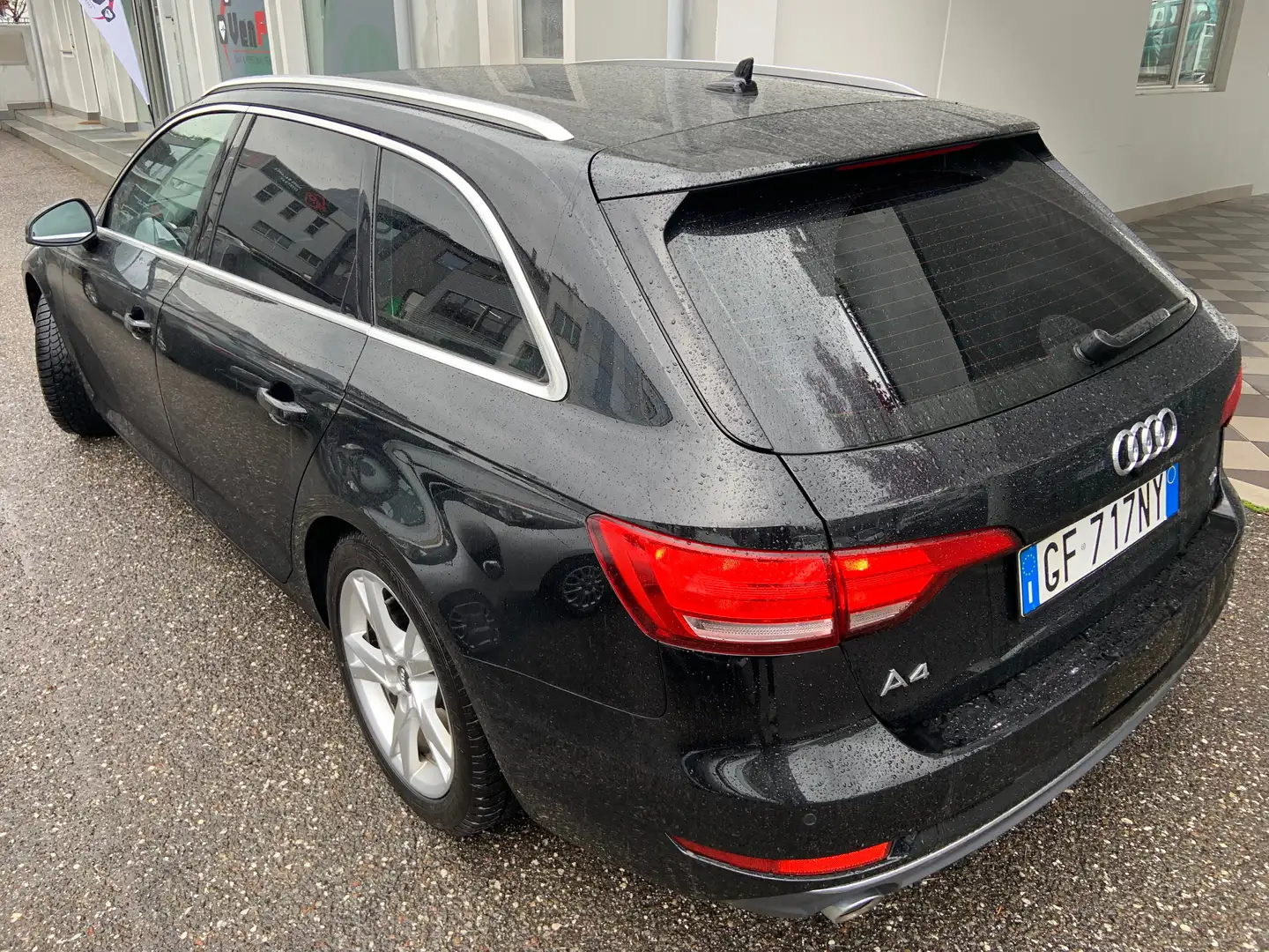 Audi A4 2.0 TDI ADVANCED Negro - 2