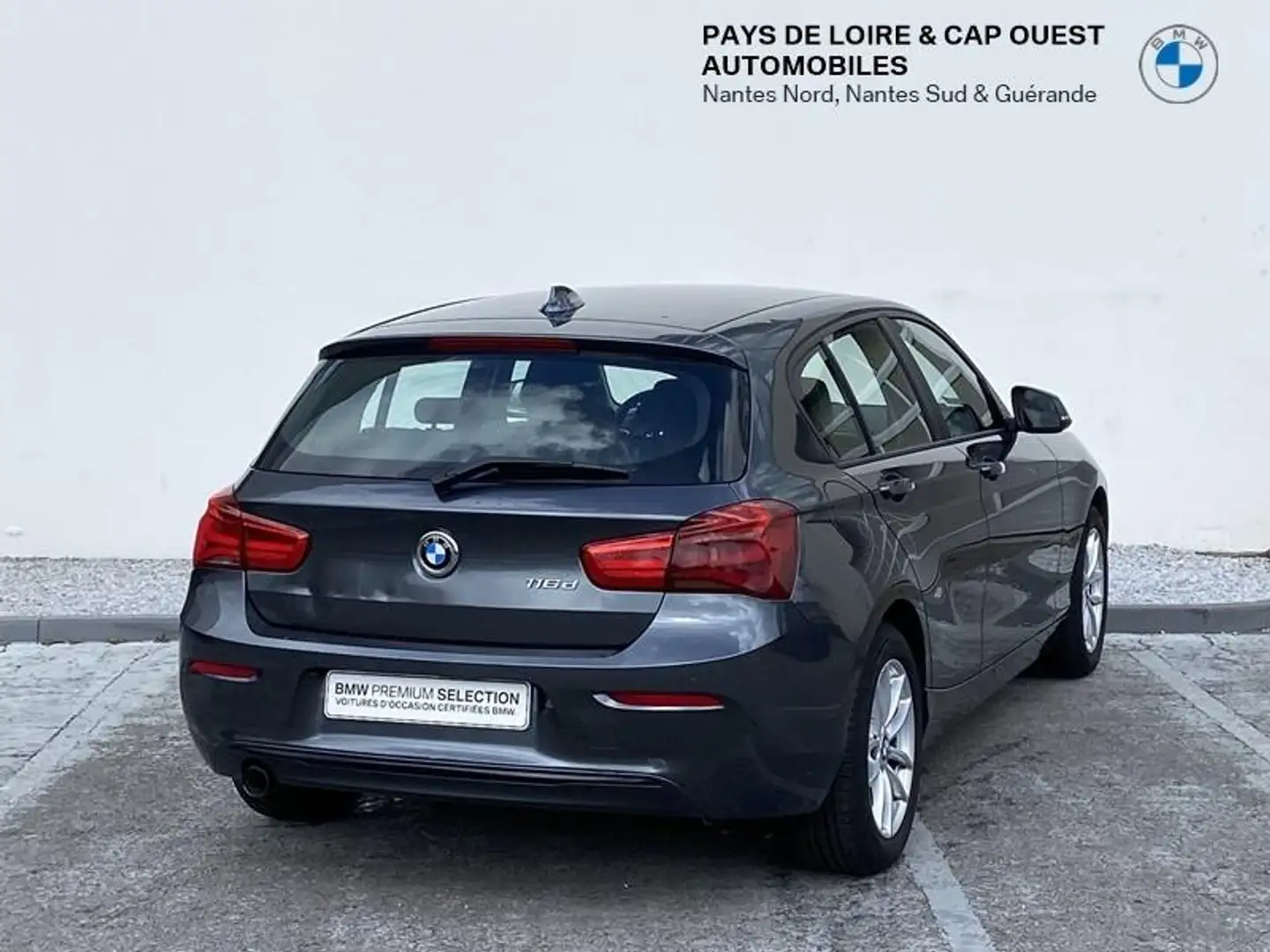 BMW 116 116dA 116ch Business Design 5p Gris - 2