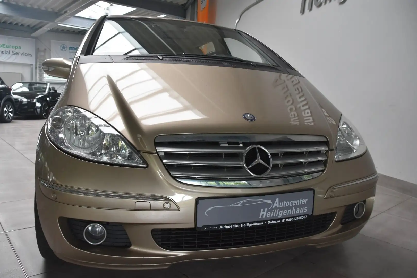 Mercedes-Benz A 150 A -Klasse A 150Sitzheizung Klimaautomatik Бежевий - 1