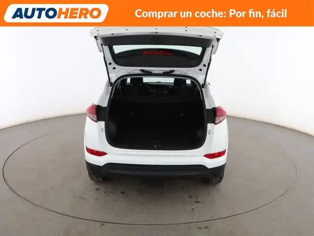 Hyundai Tucson view 17