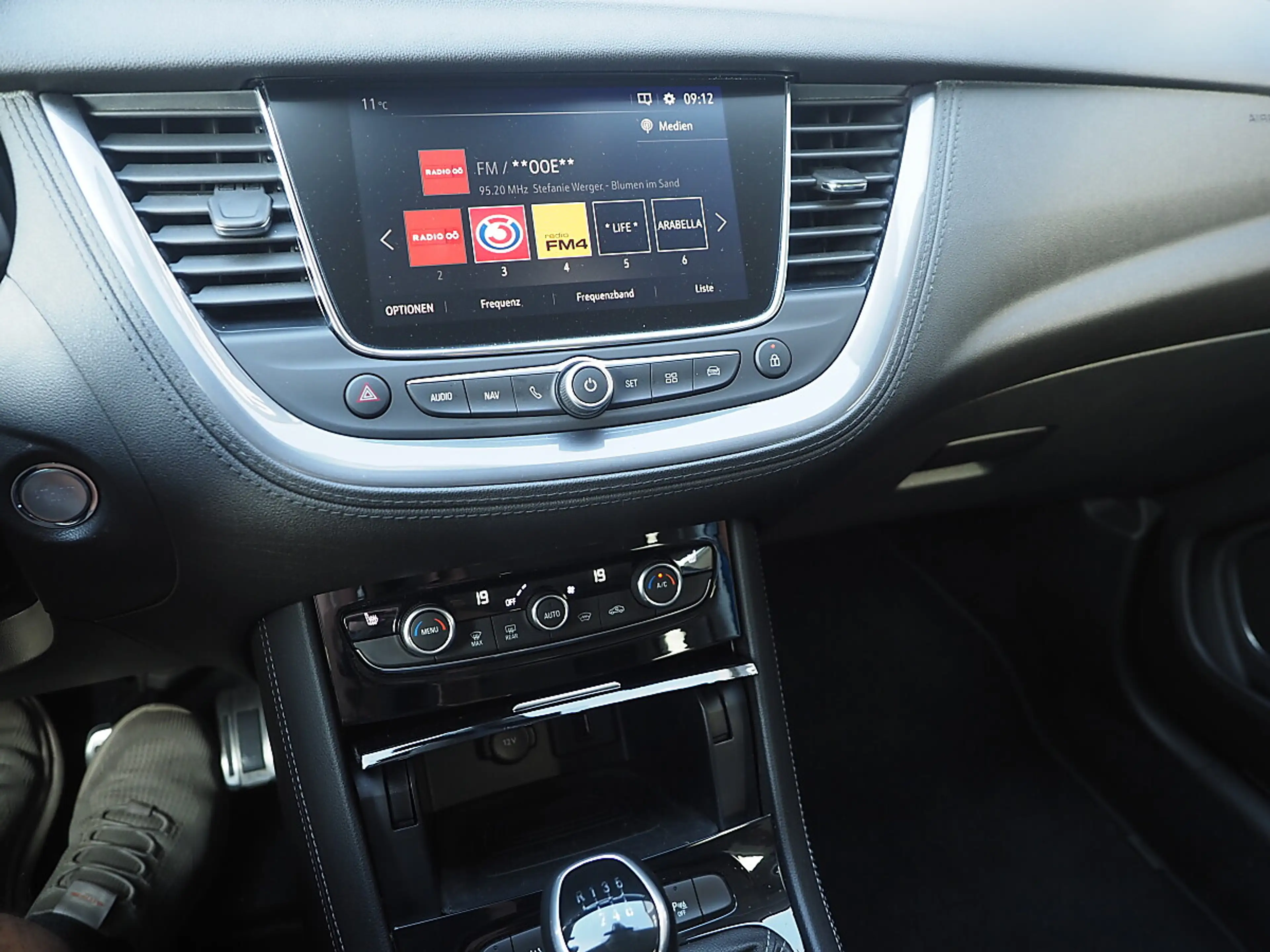 Opel Grandland X Innovation — photo 6