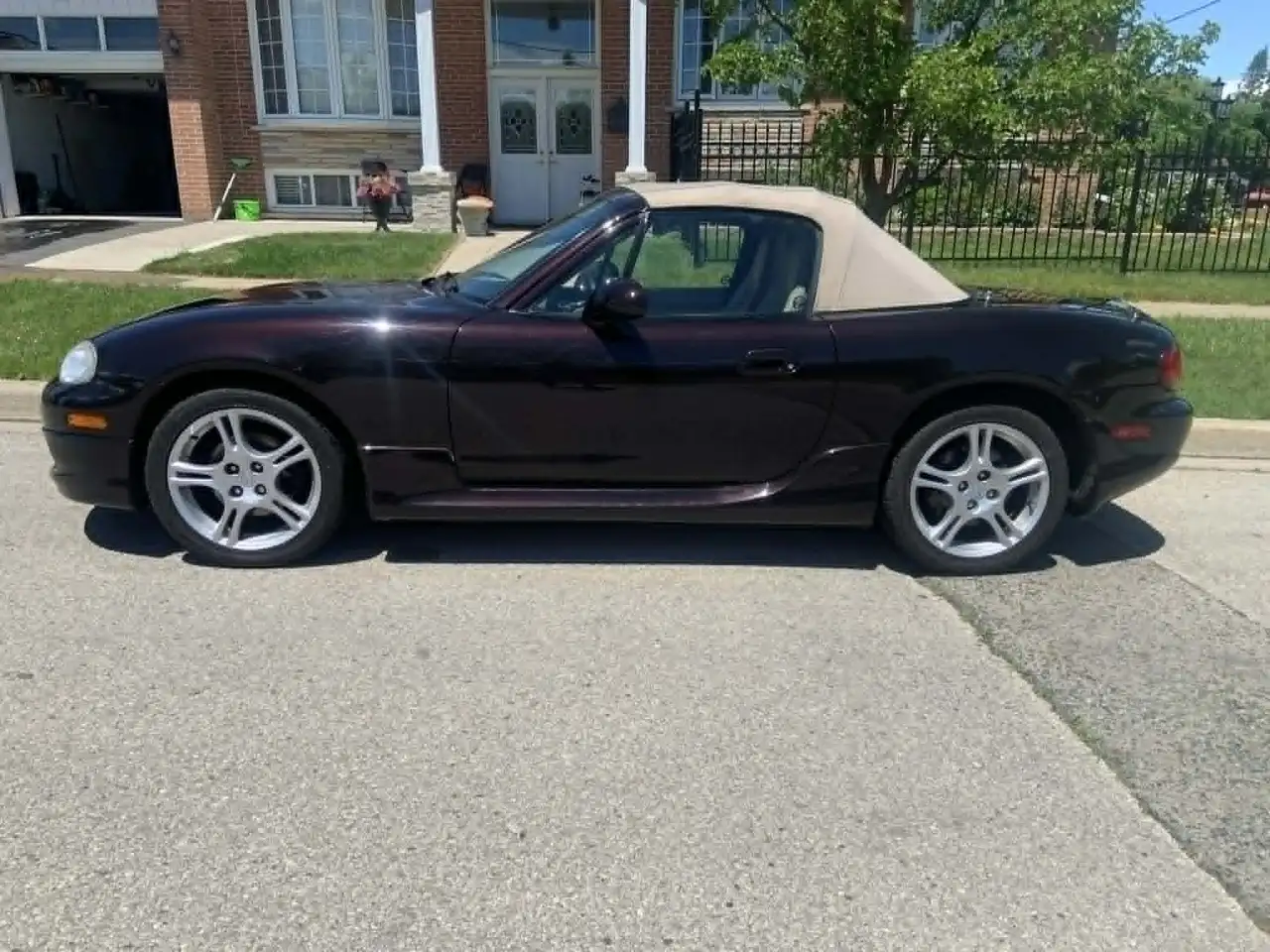 2004 Mazda MX-5 Miata