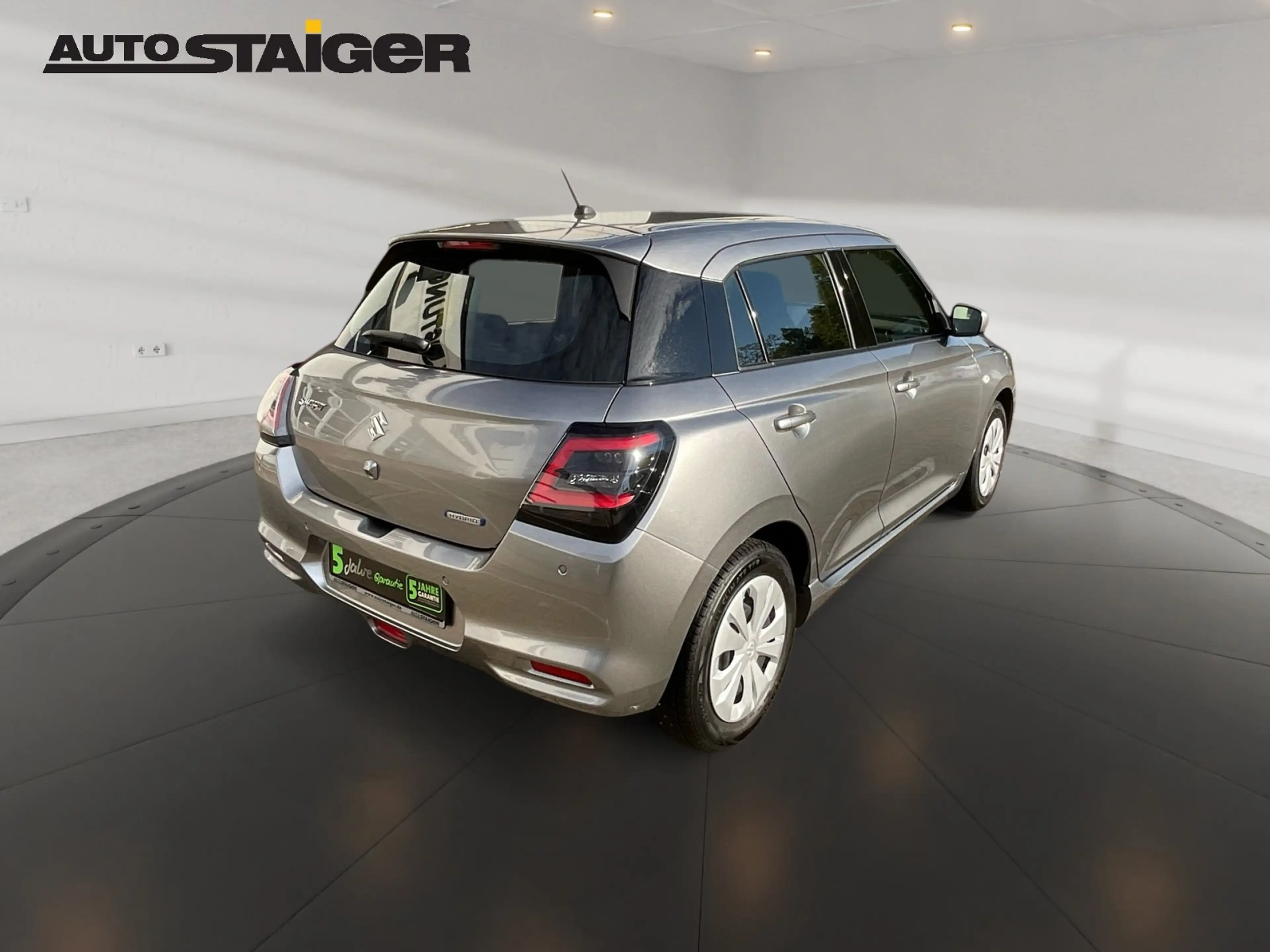 Suzuki Swift 1.2 Dualjet 61 kW Club ACC+LED+Navi+Kam. — photo 7