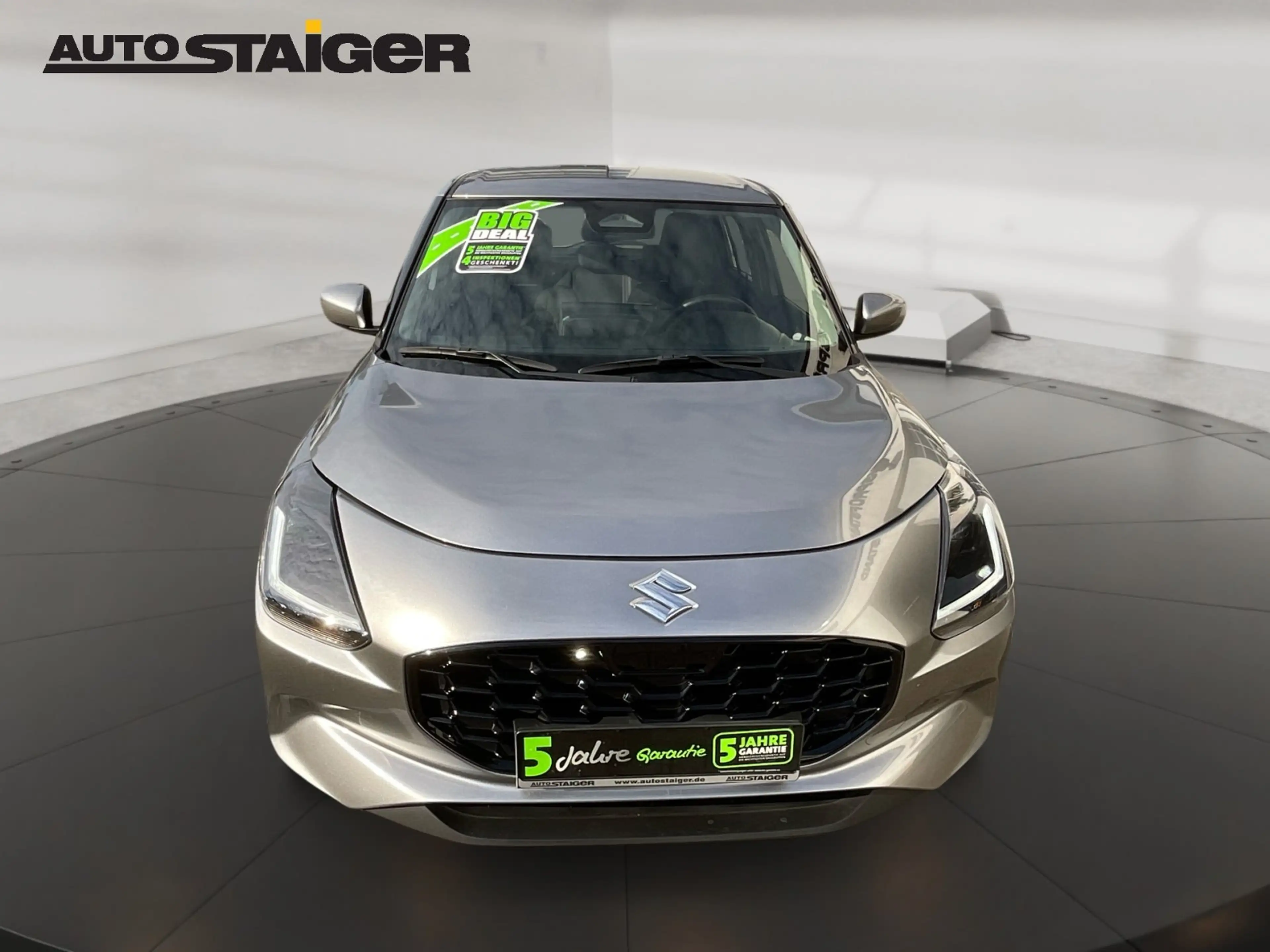 Suzuki Swift 1.2 Dualjet 61 kW Club ACC+LED+Navi+Kam. — photo 3