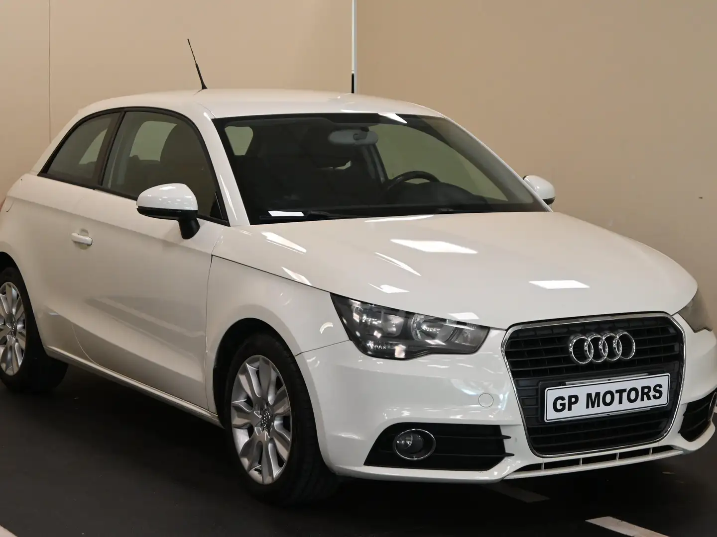 Audi A1 1.6 tdi 105cv - 1