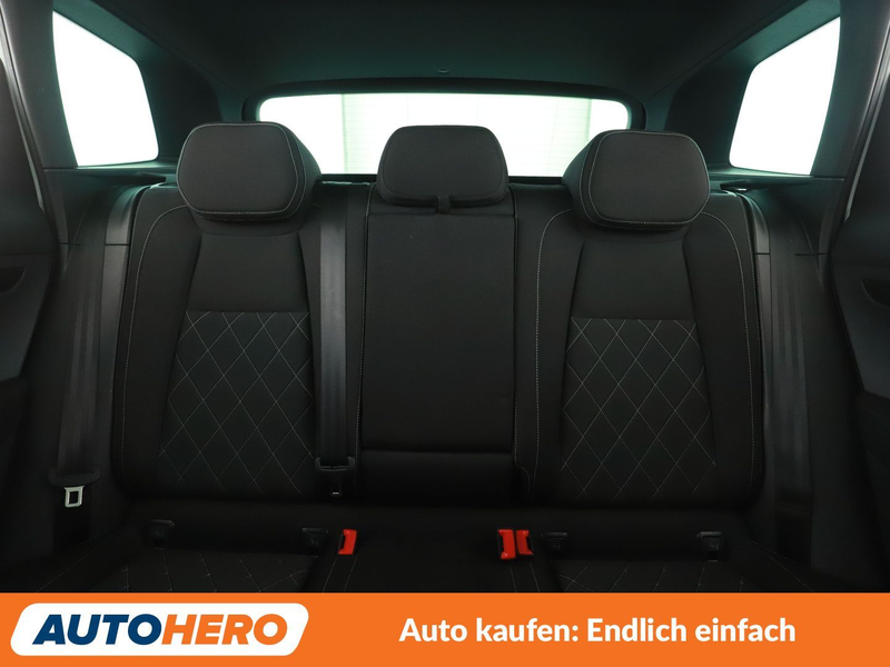 Skoda Karoq 2.0 TSI Sportline 4x4 Aut.*NAVI*LED*ACC*SPUR* — photo 14