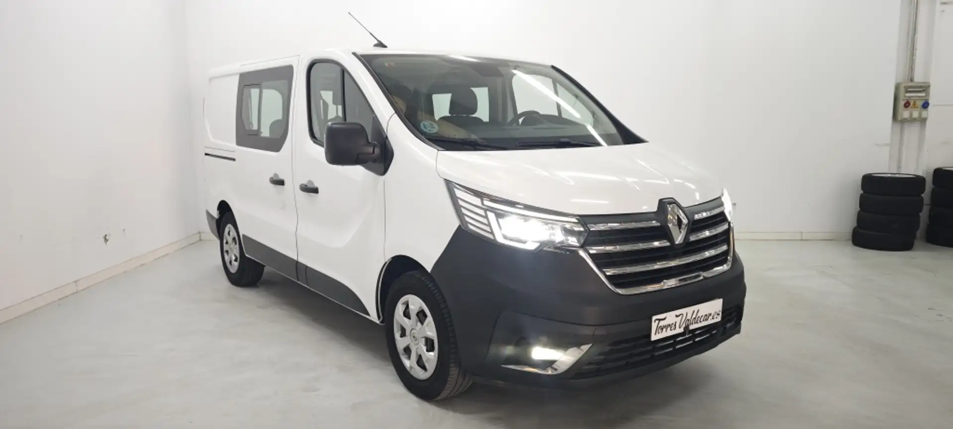Renault Trafic Combi Mixto 5/6 2.0dCi Energy Blue N1 81kW Blanco - 1