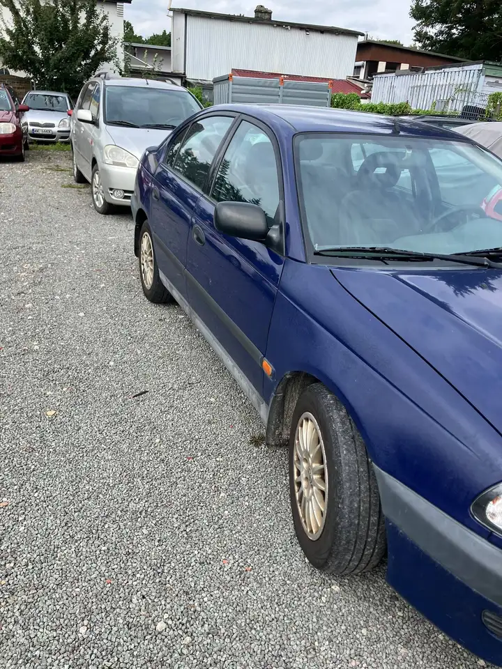Toyota Avensis 2.0 TD, foto 3