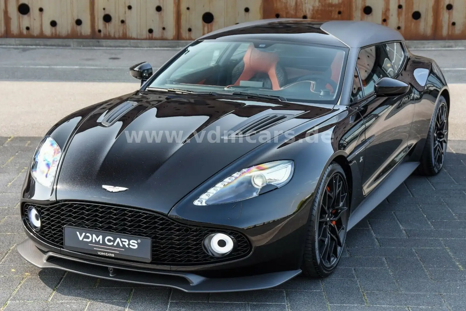 Aston Martin Vanquish Zagato Shooting Brake | 1 of 99 | NEW Schwarz - 2