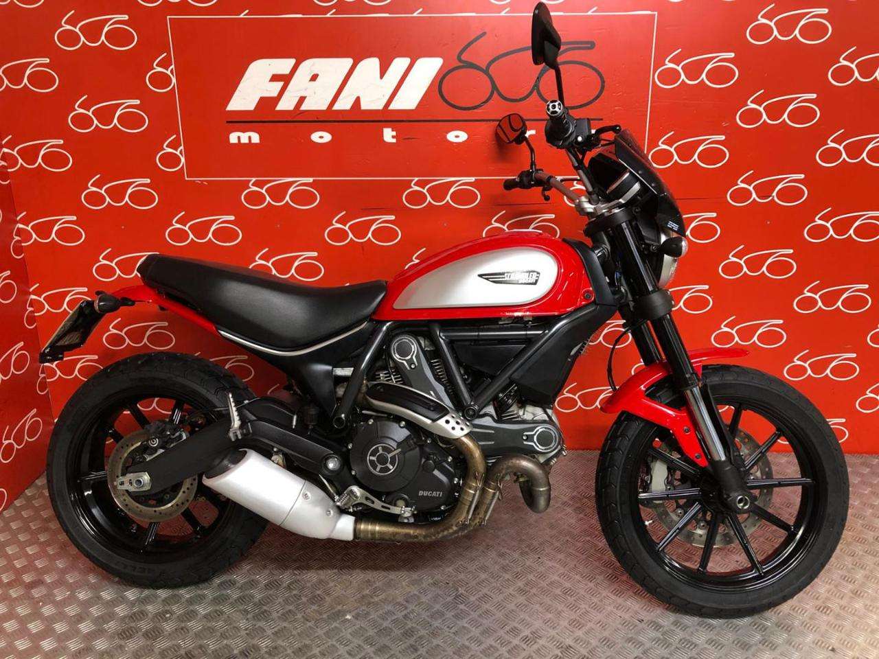 Ducati Scrambler 800 Icon
