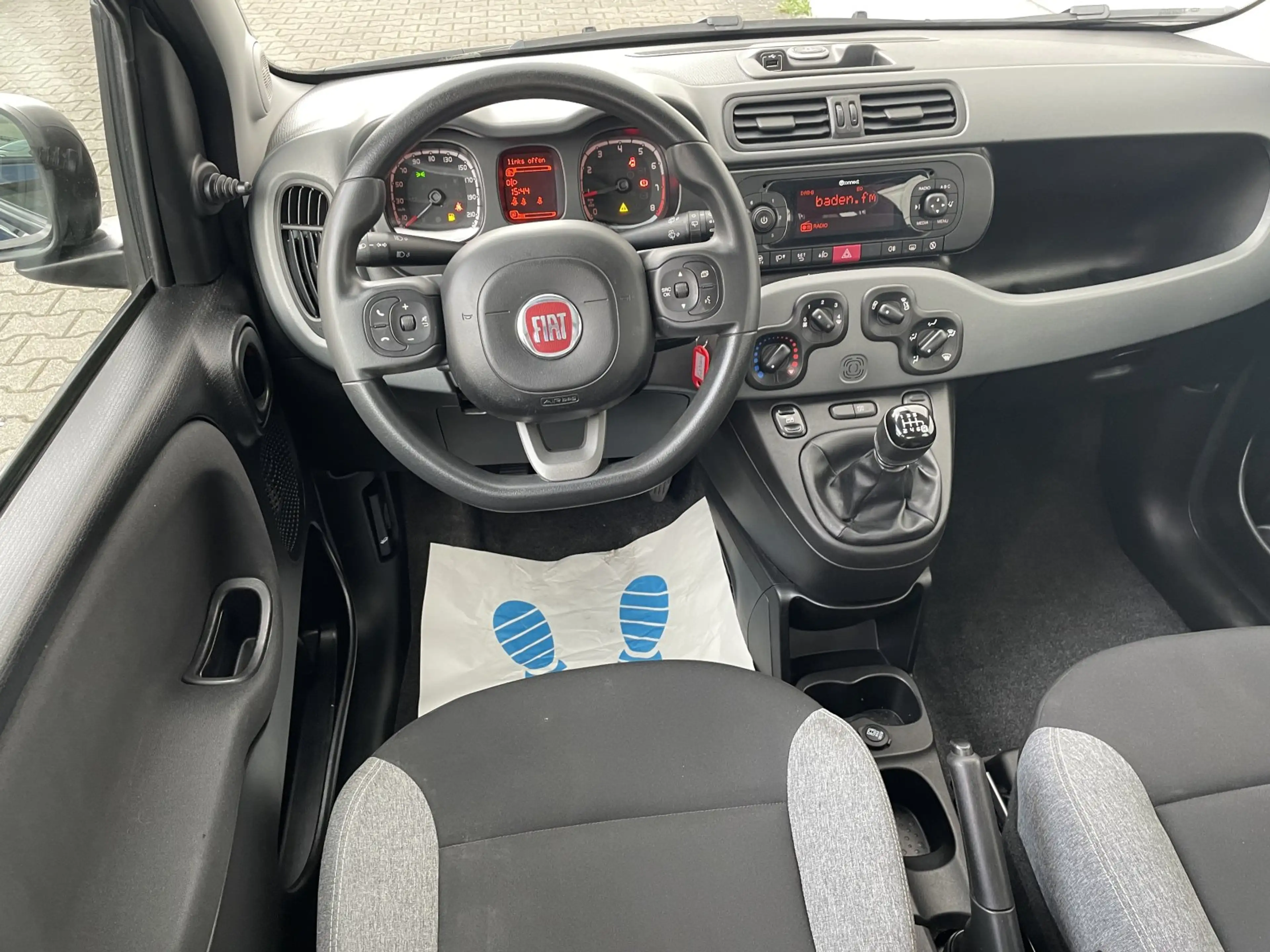 Fiat Panda 1.0 Mild Hybrid City Life Klima DAB HU 09/27 — photo 4