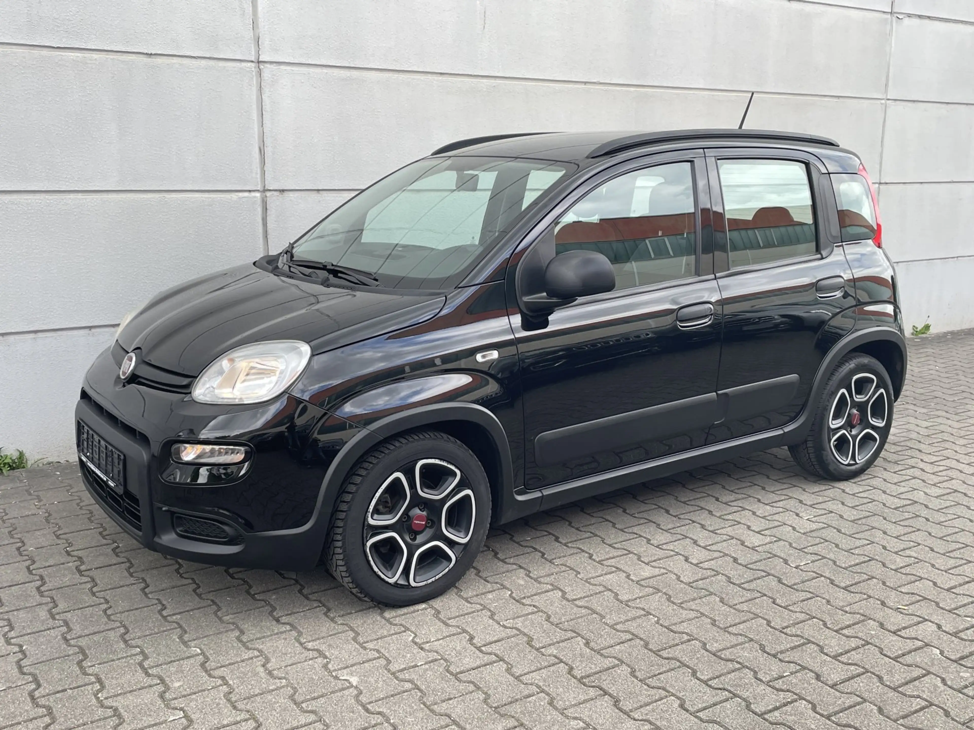 Fiat Panda 1.0 Mild Hybrid City Life Klima DAB HU 09/27 — photo 2