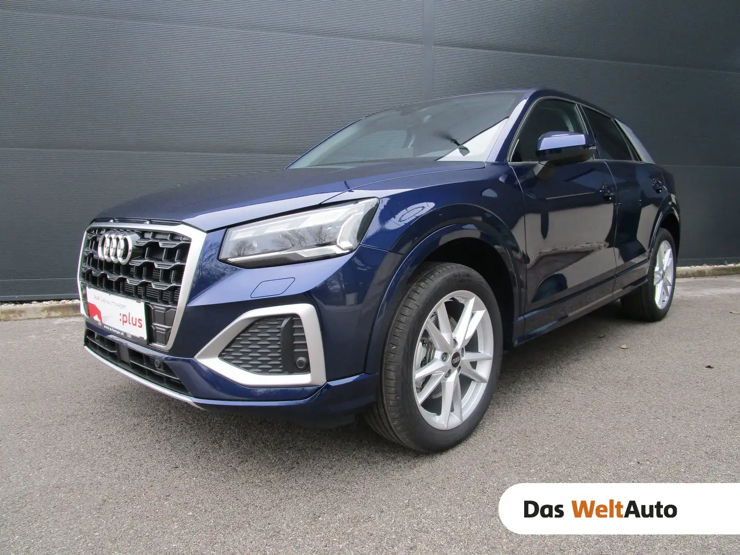Audi Q2 35 TDI admired Blau - 1