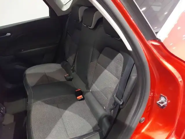 Renault Captur view 9