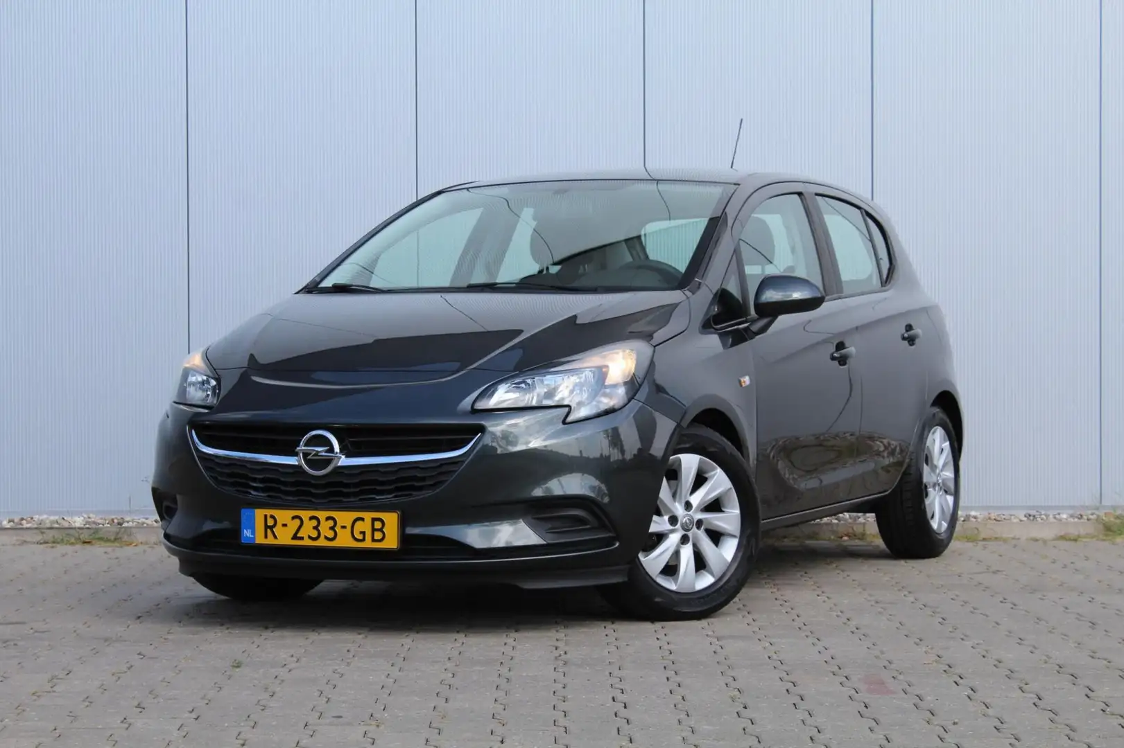 Opel Corsa 1.2 | 5 Deurs | Airco | Trekhaak | APK | Grau - 1
