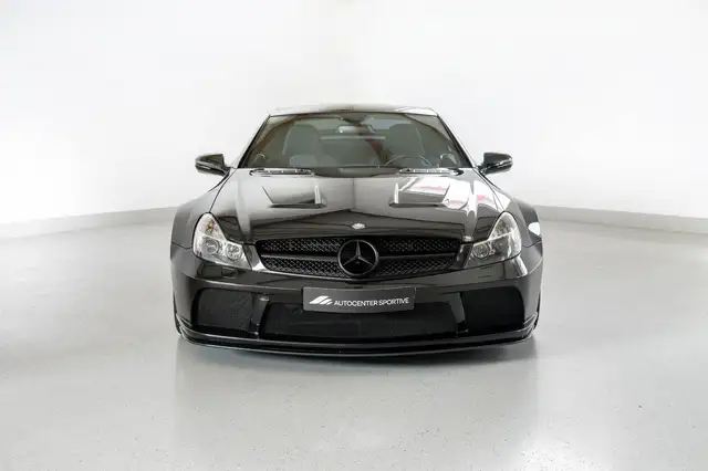 Mercedes-Benz SL view 2