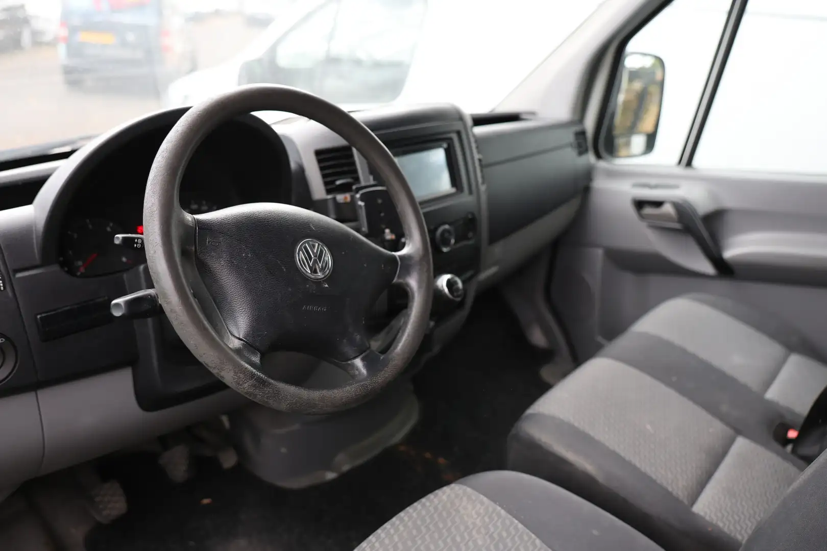 Volkswagen Crafter 35 2.0 TDI L1H1 BM Blanco - 2