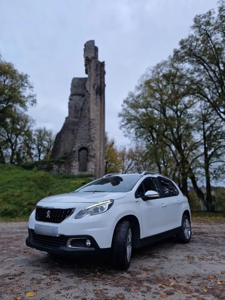 Peugeot 2008 1.2 Style
