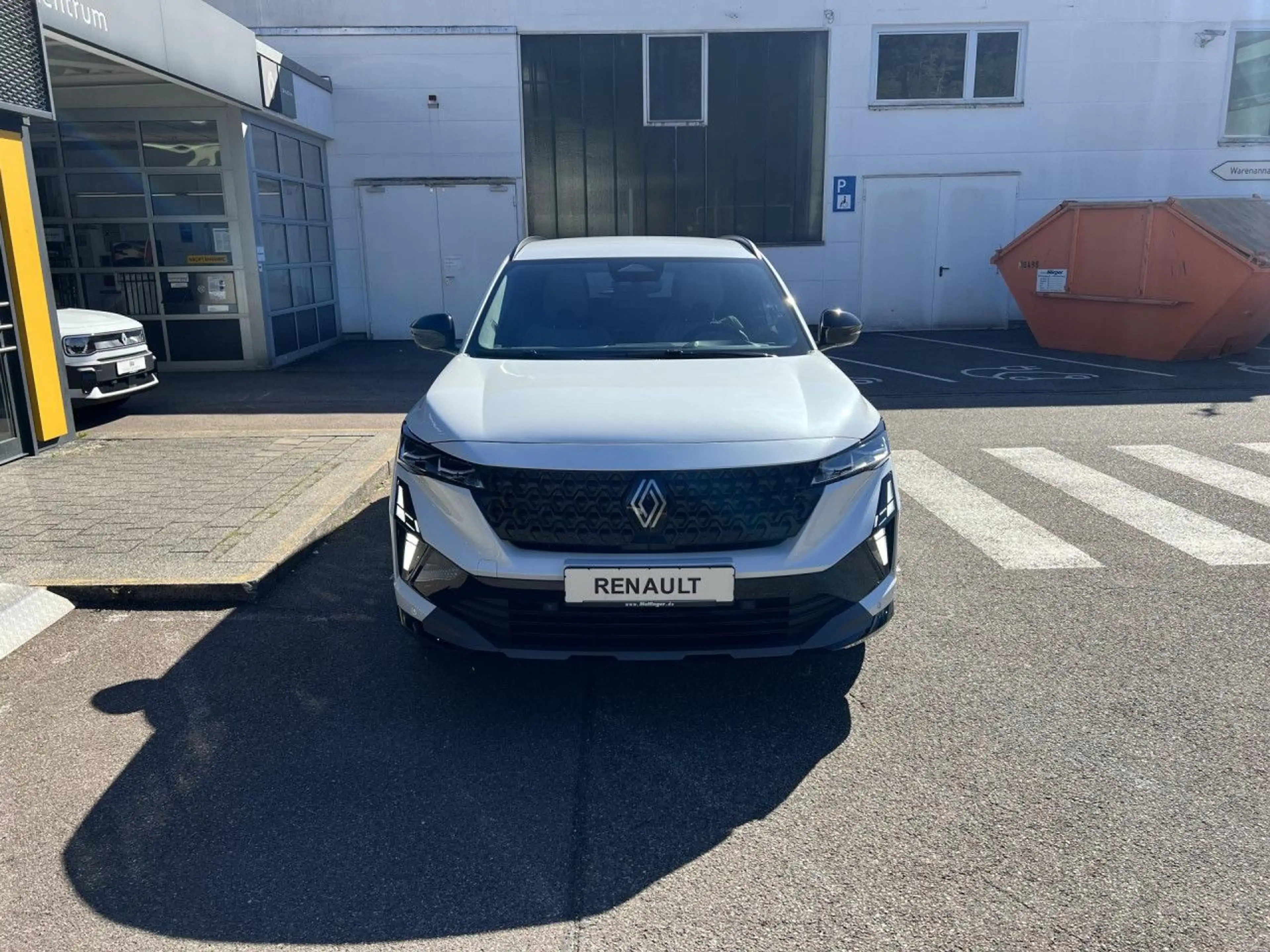 Renault Espace 6 Iconic Full Hybrid E-Tech 200 5-Sitzer — photo 9