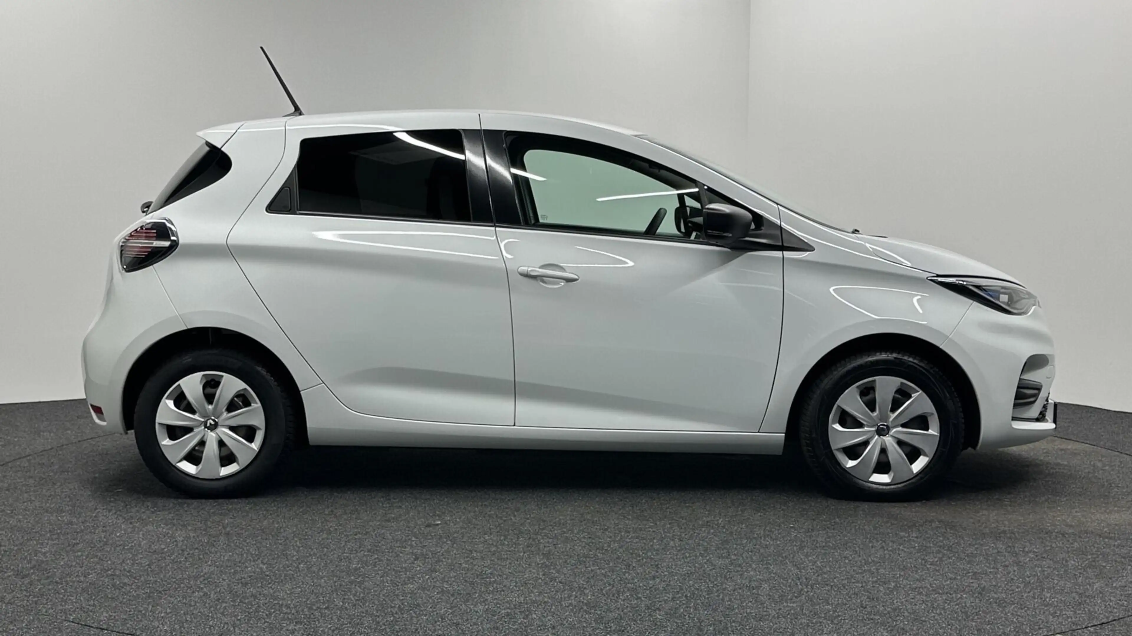 Renault ZOE R110 Life 52 kWh CARPLAY NAVI CRUISE KOOP ACCU. — photo 9