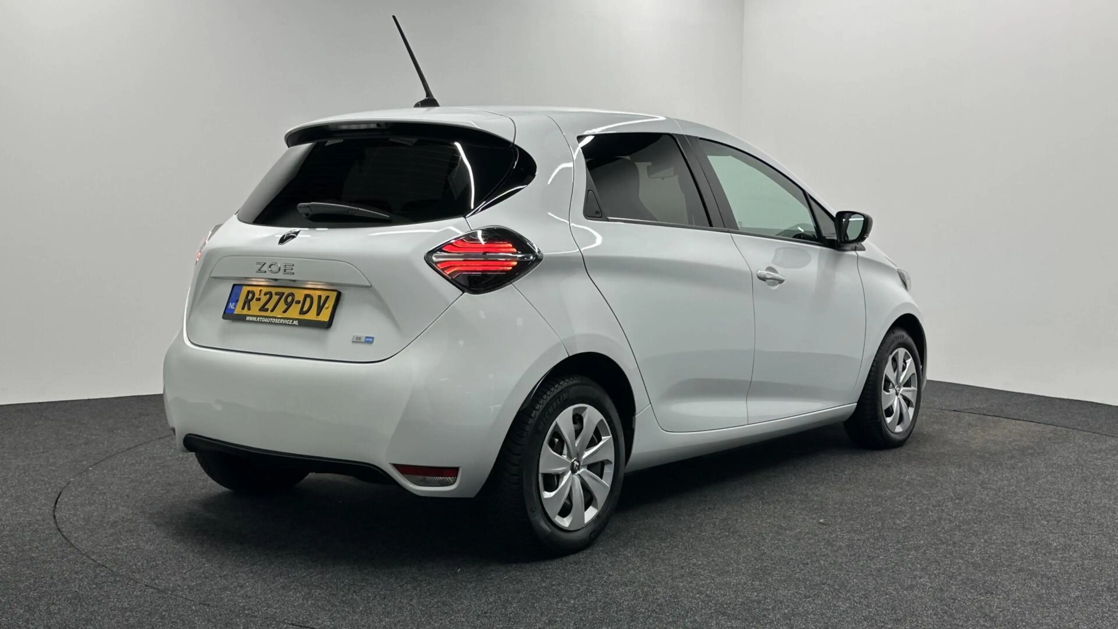 Renault ZOE R110 Life 52 kWh CARPLAY NAVI CRUISE KOOP ACCU. — photo 5