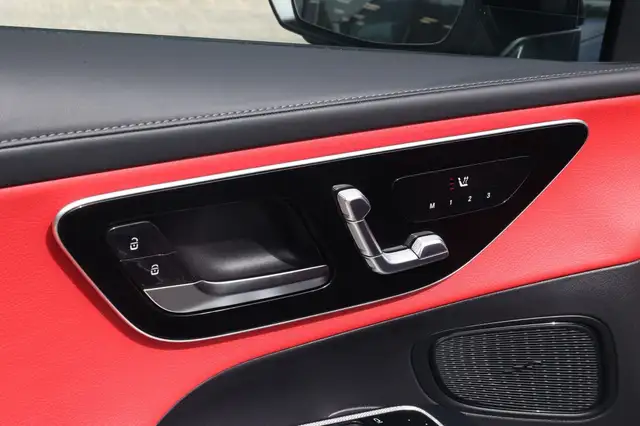 Mercedes-Benz GLC view 15