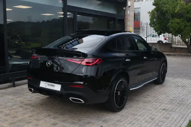 Mercedes-Benz GLC view 8