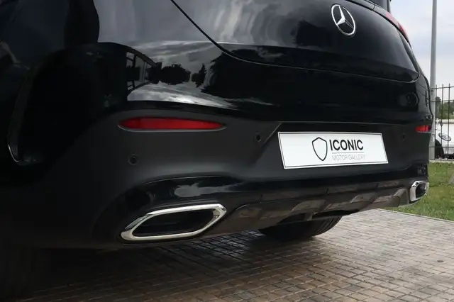 Mercedes-Benz GLC view 11