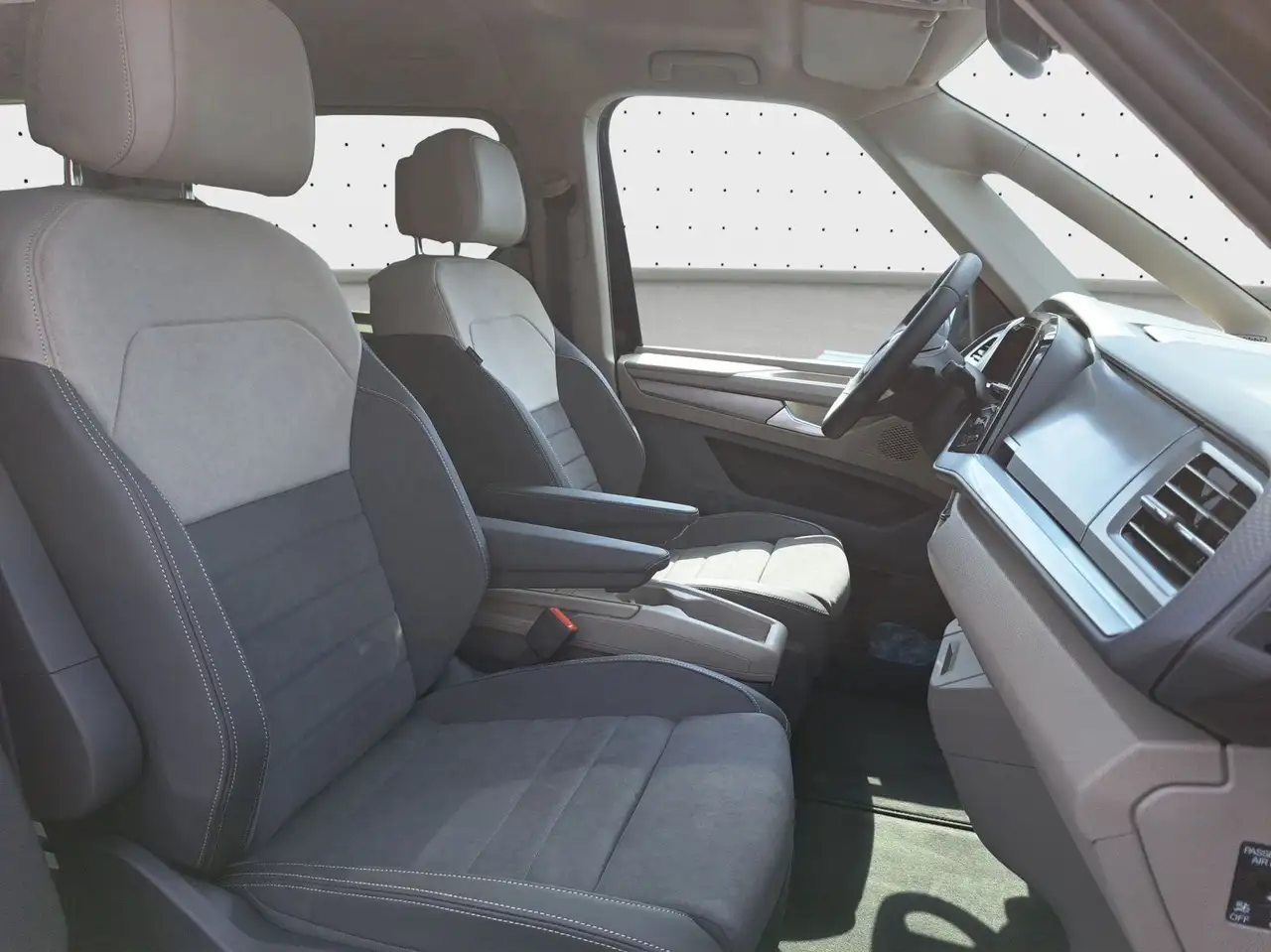 Volkswagen T7 Multivan GOAL TDI *AGR*Navi*AHK*Stand* 4