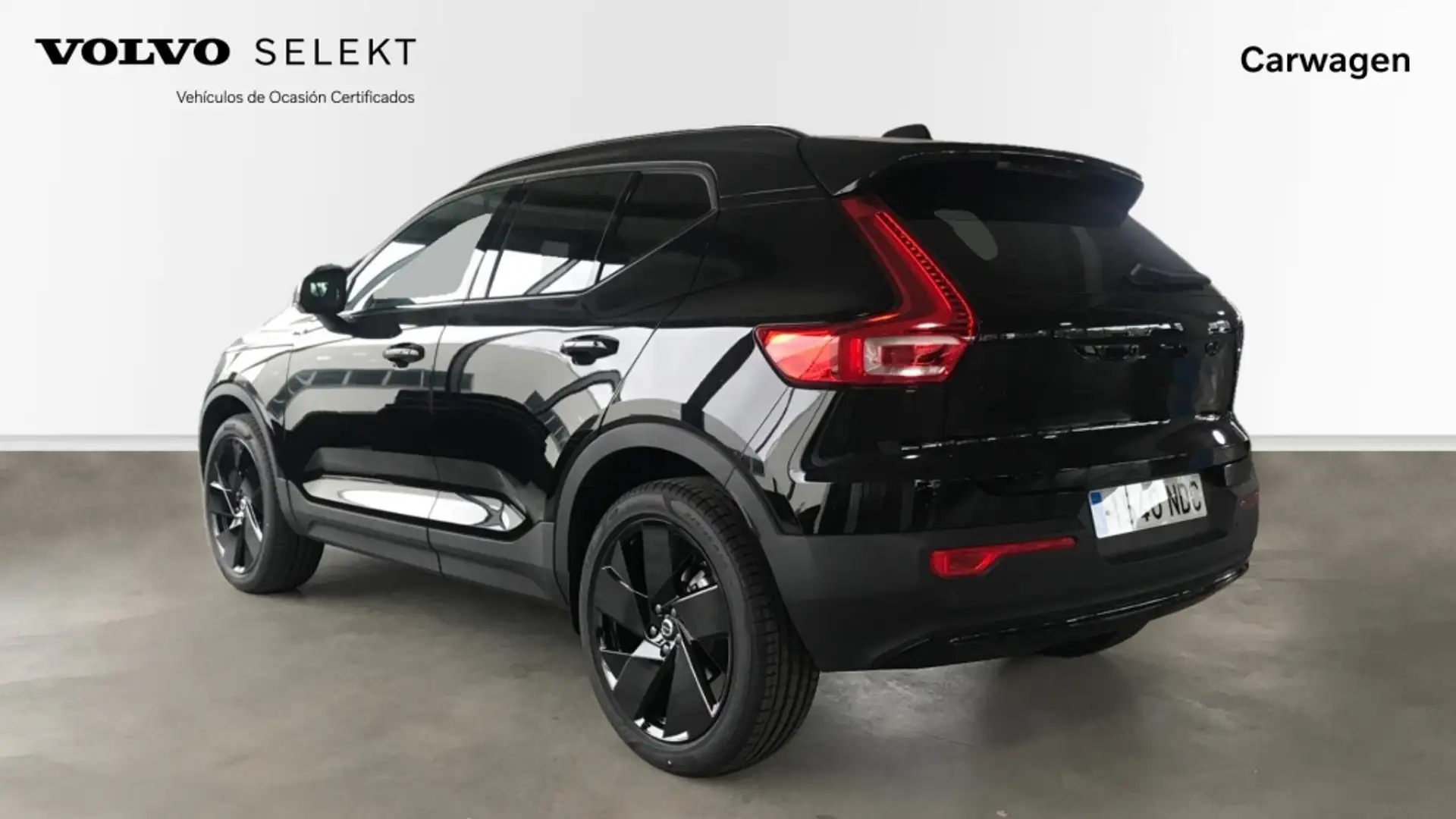 Volvo XC40 B3 Plus Aut. Negro - 2