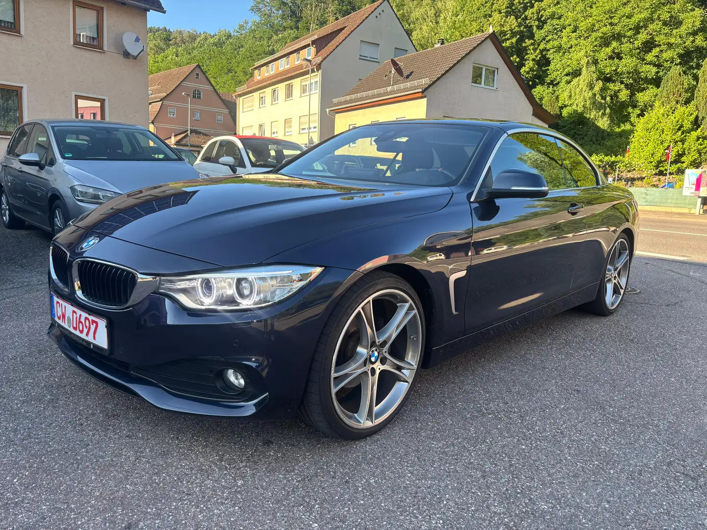 BMW 420 420 d Cabrio *SHZ*Kamera*Bi-Xenon*AHK Blauw - 2