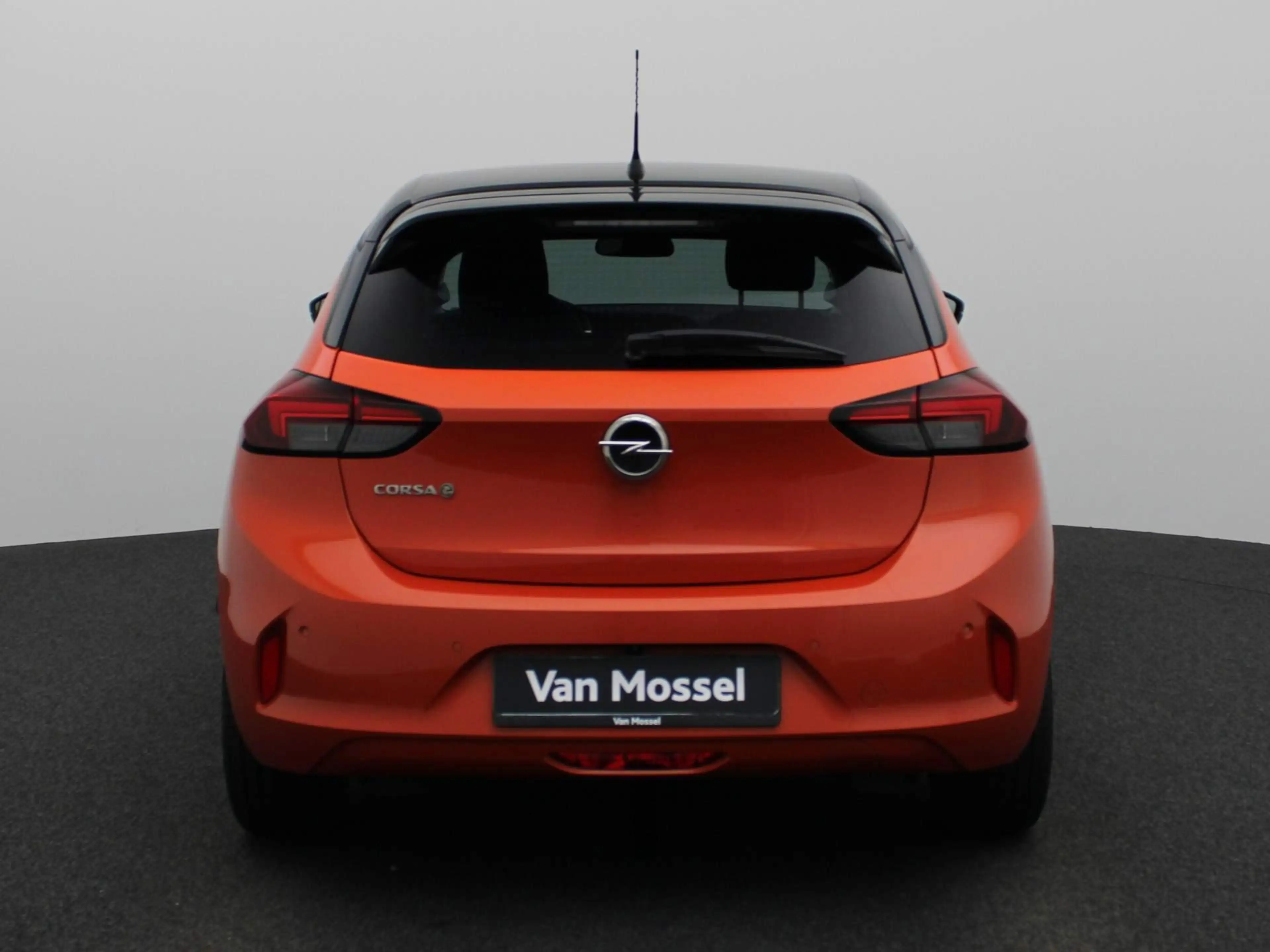Opel Corsa-e Elegance 50 kWh | Navi | ECC | PDC | LMV | LED | C — photo 5
